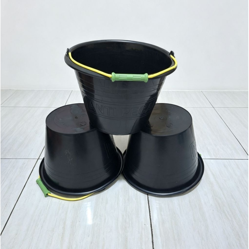 Ember Cor 18/Ember Timba/Ember Semen Adukan
