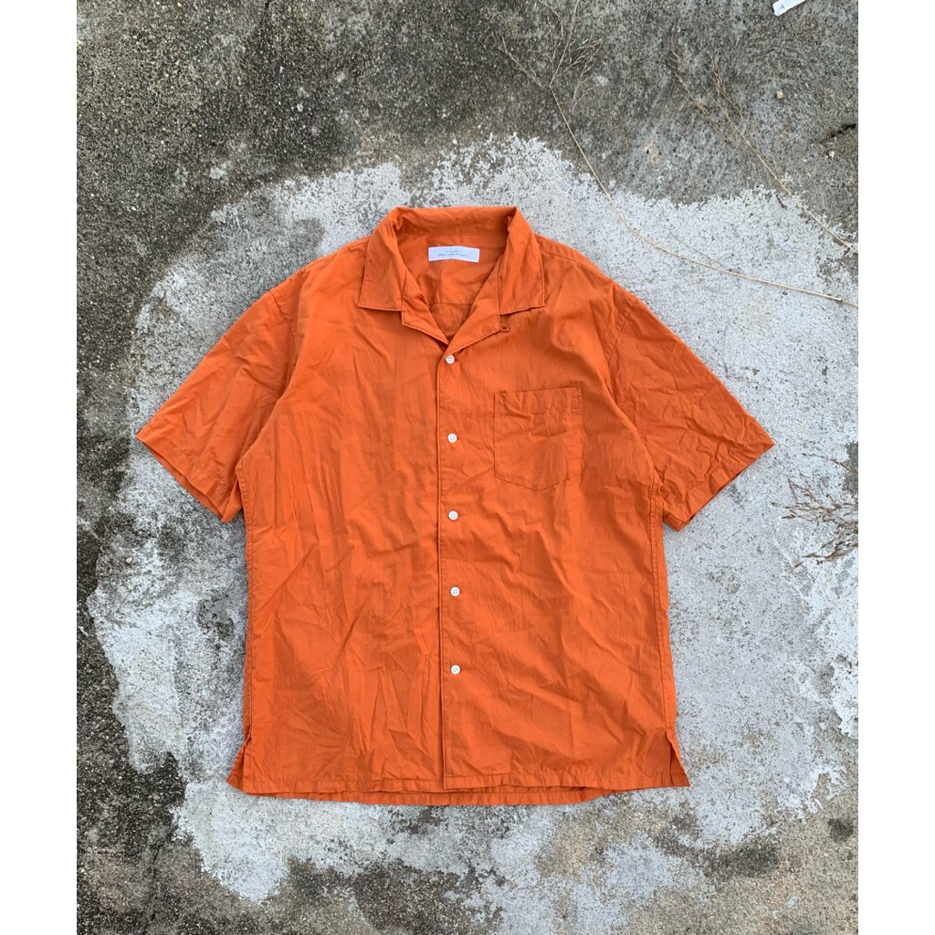 KEMEJA OPEN COLLAR UNITED ARROW
