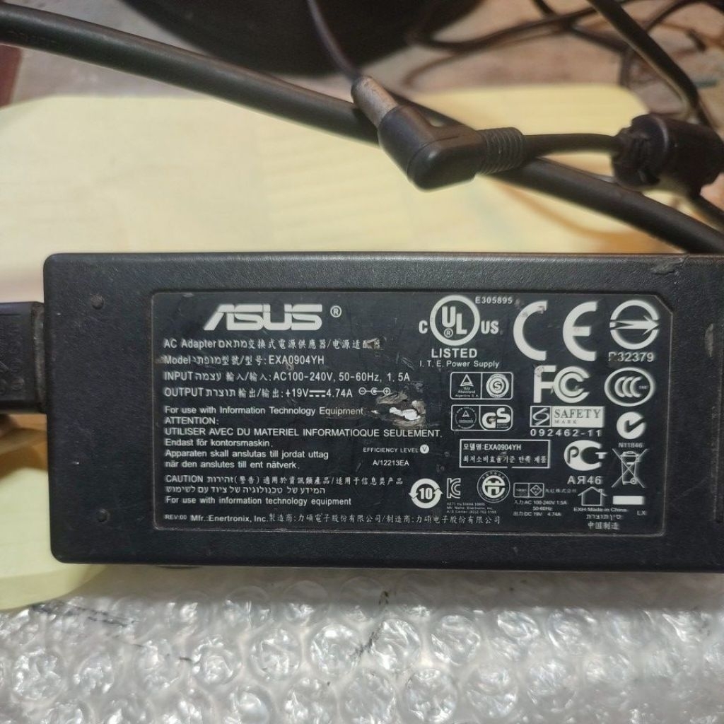 cas laptop asus x451 originak  bekas