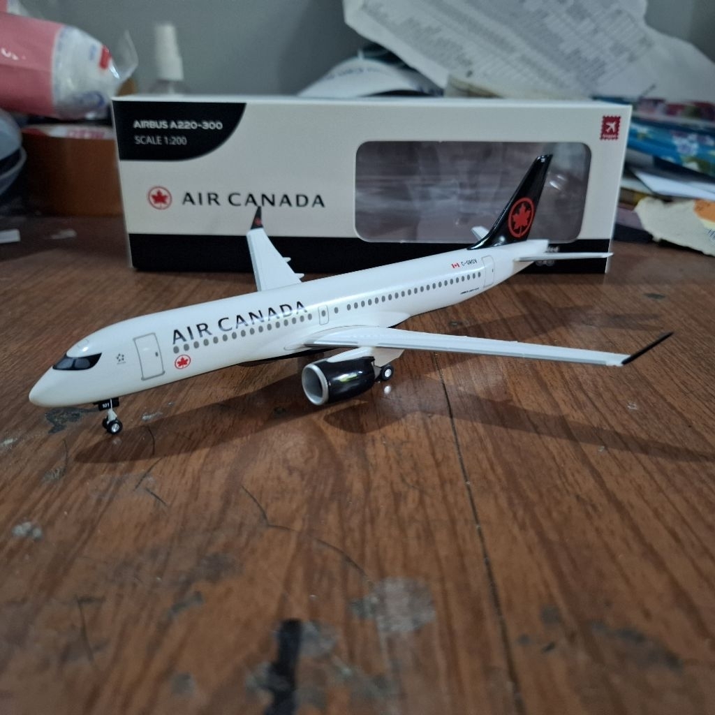 Diecast pesawat plastik Hogan Wings Air Canada Airbus A220-3001:200