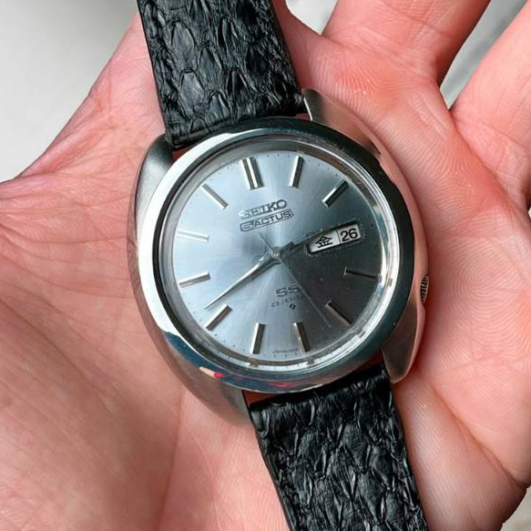 SEIKO 5ACTUS SS ICE BLUE SUNBURST DIAL 6106-8440