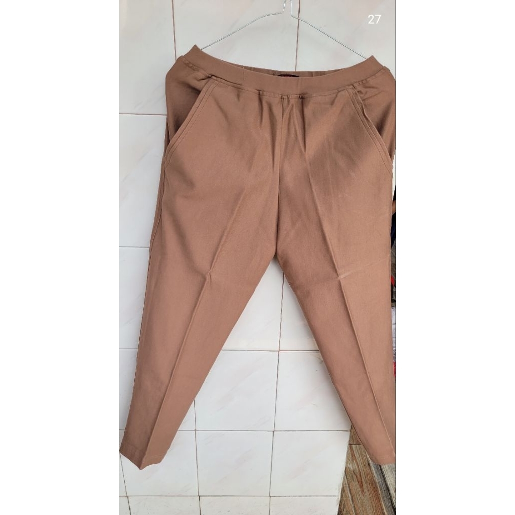 Celana Ladosa Cokelat - like new