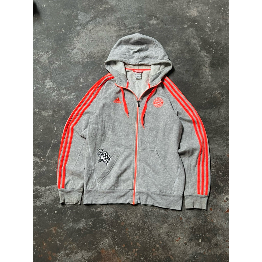 4D1D45 Bayern Munich Tapped Pullover Hoodie Sz M Original Kode A231