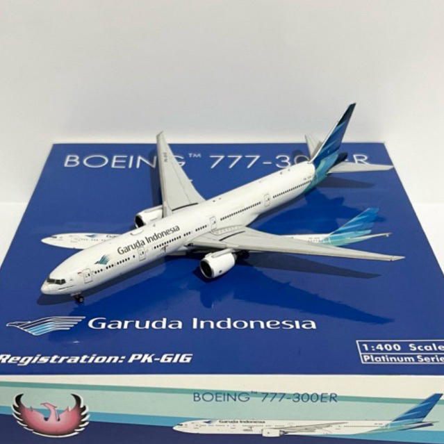 Diecast Pesawat Garuda Indonesia B777-300ER PK-GIG Phoenix 1:400