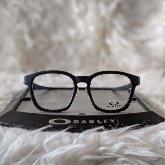 Kacamata Original Oakley Rx Shackle Satin Black OX8197D 01 Kacamata Baca