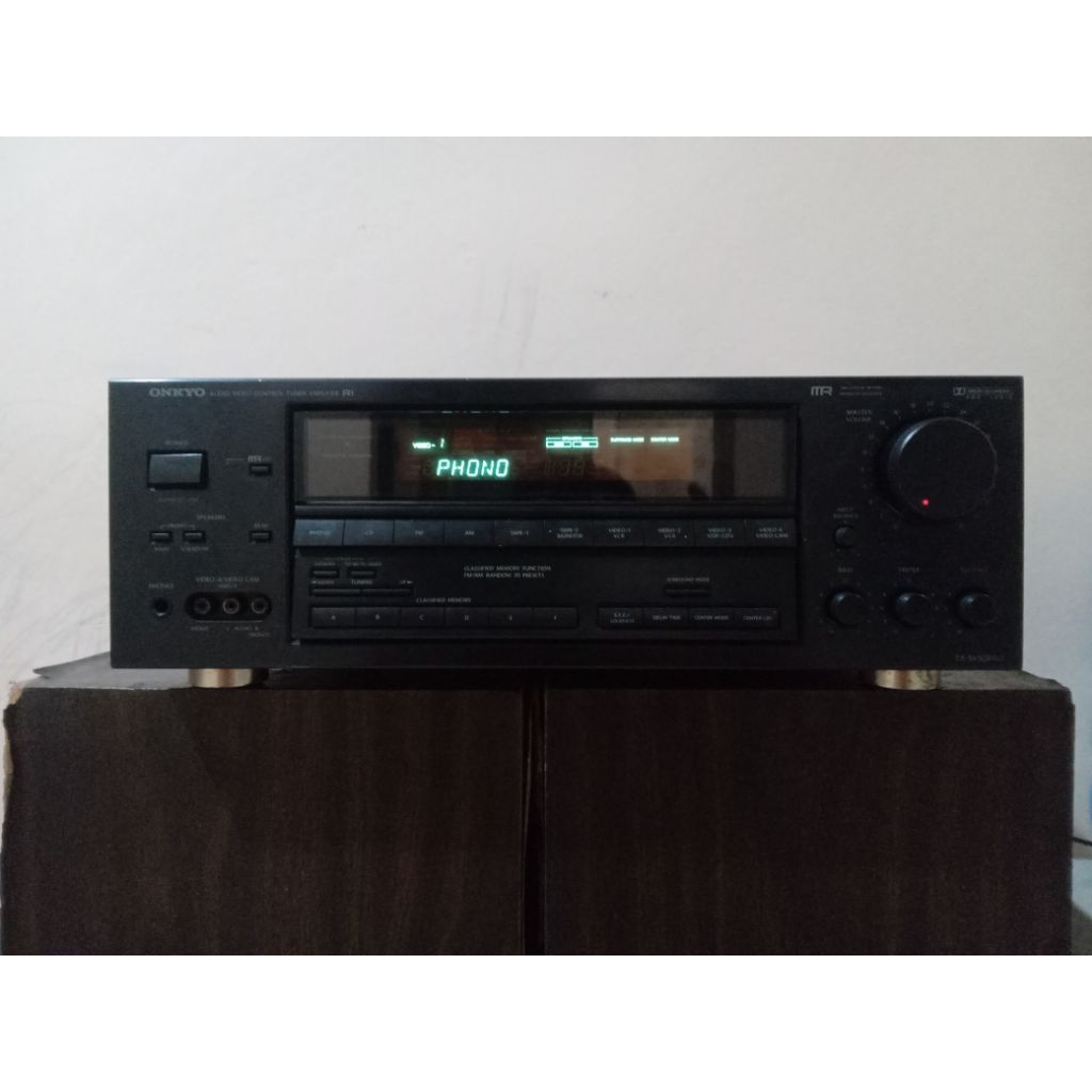 Amplifier ONKYO model TX-SV50PRO