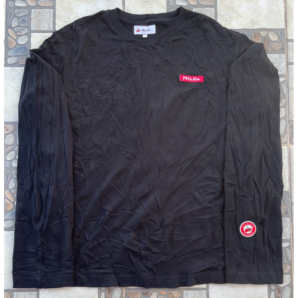 Kaos Kirsh Collab