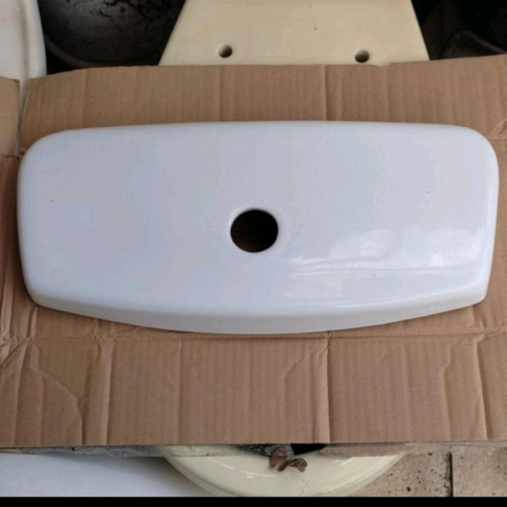 Tutup tangki closet type Cw 702, CW 784