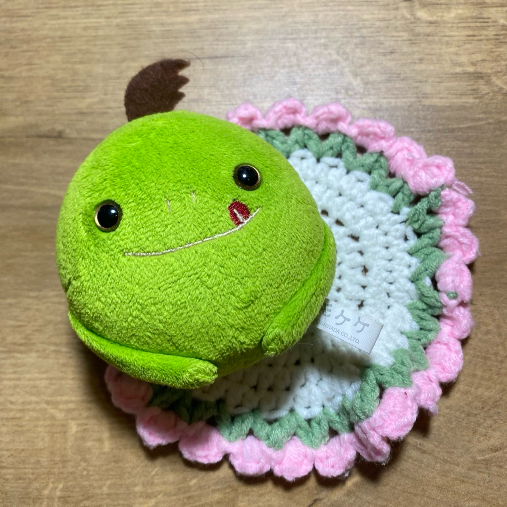 Mokeke Shinada Keychain Bulat