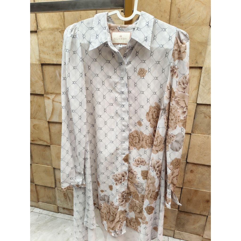 wearing klamby rosette tunik