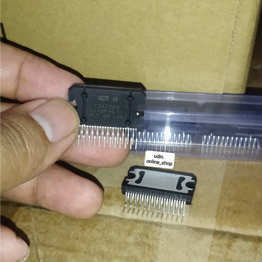 TDA7388 IC Audio Amplifier TDA 7388 ST