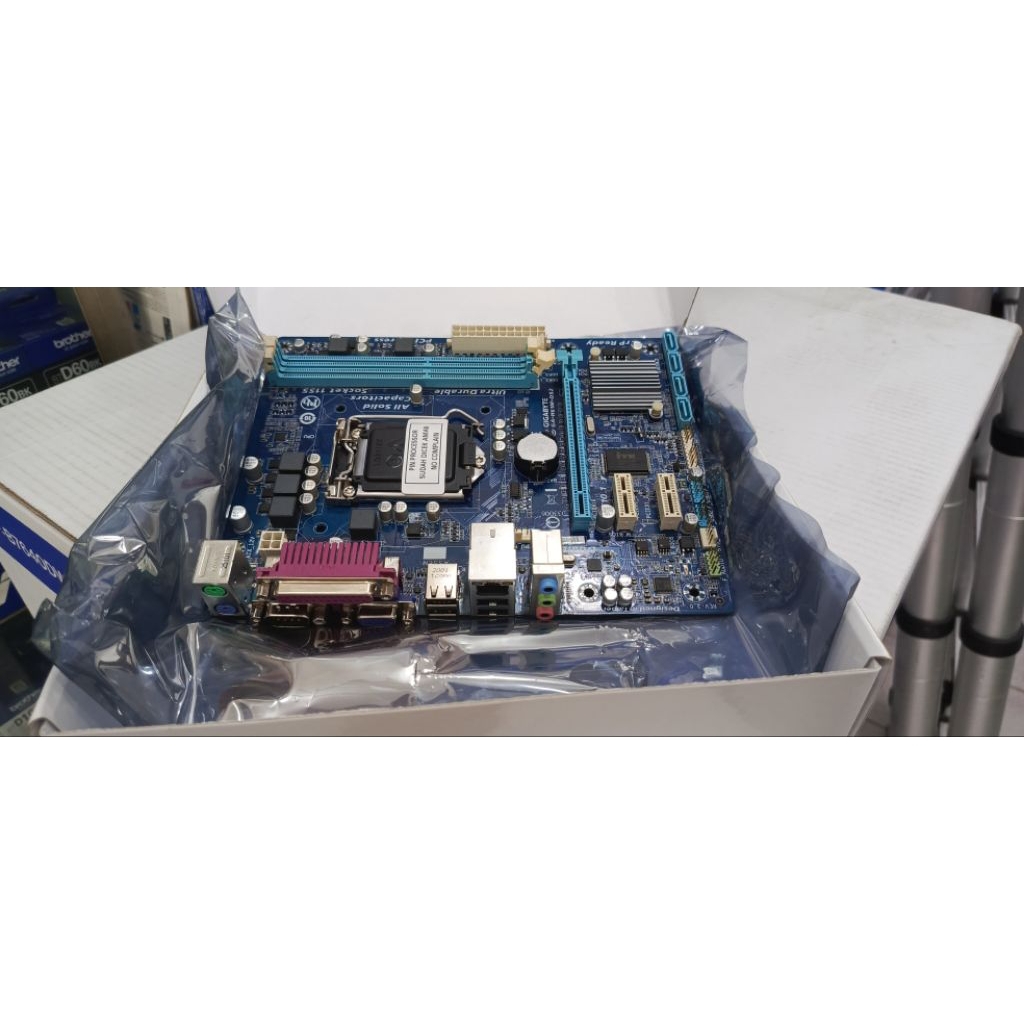 MB Gigabyte H61M-DS2