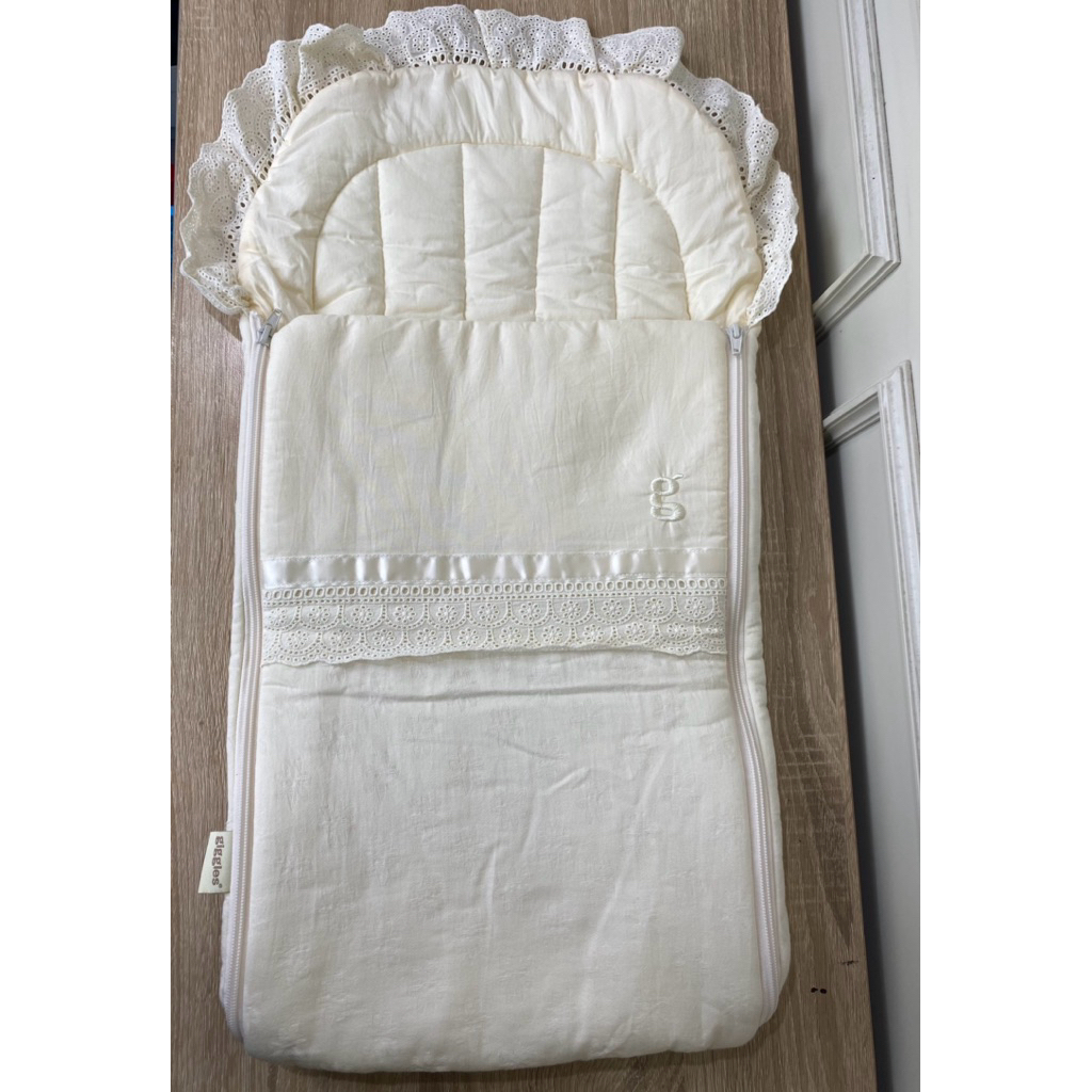 Preloved - Giggles Nest Bag Bayi Renda Cream - Sleeping Bag Bayi