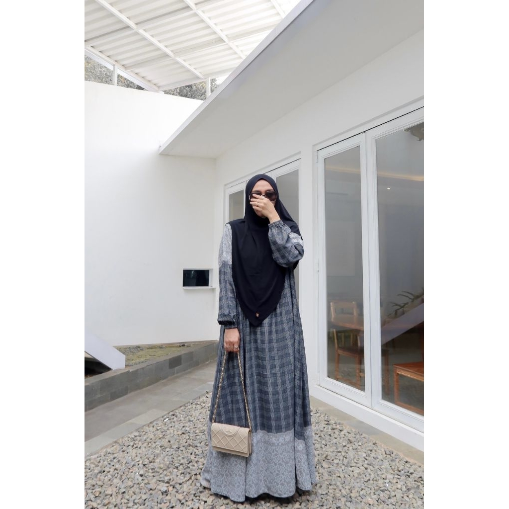 GAMIS TARTAN LACE BY ZAFEETRI | ABAYA ZAFEETRI