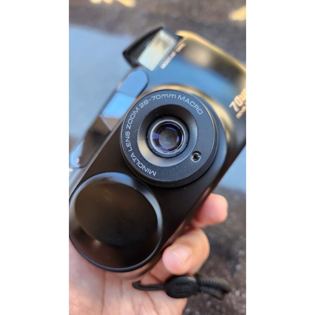 KAMERA ANALOG MINOLTA 70W RIVA ZOOM TES NYALA BACA DESKRIPSI