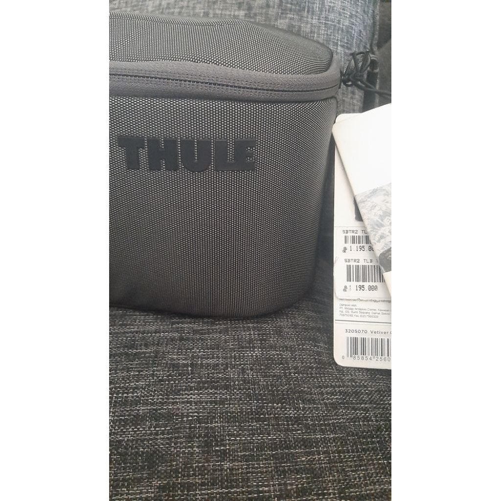 Thule subterra 2 toiletry bag