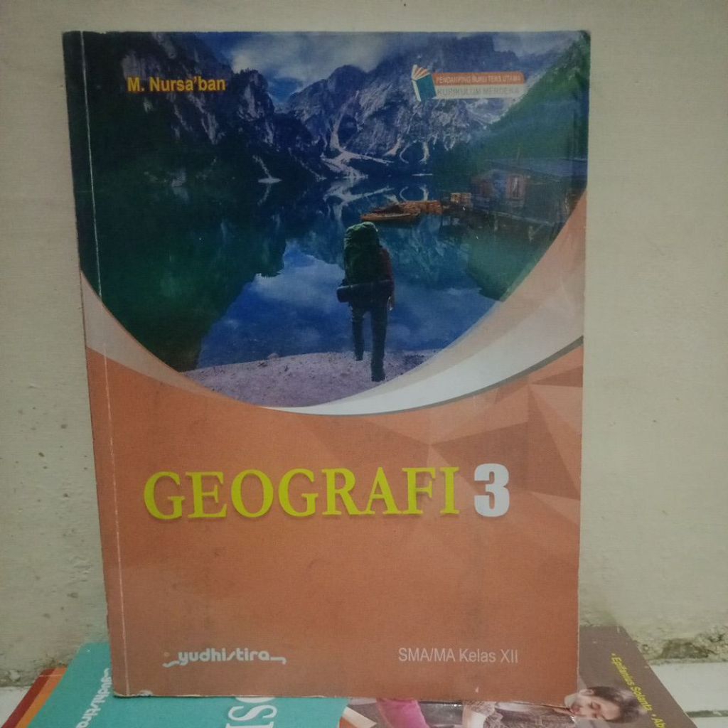 Buku Geografi SMA kelas XII