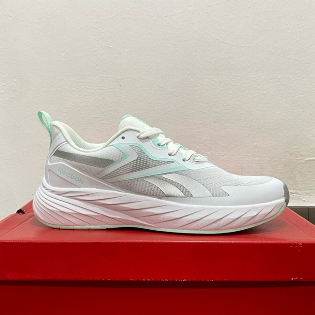 REEBOK VERSE WOMENS RUNNING SHOES - WHITE