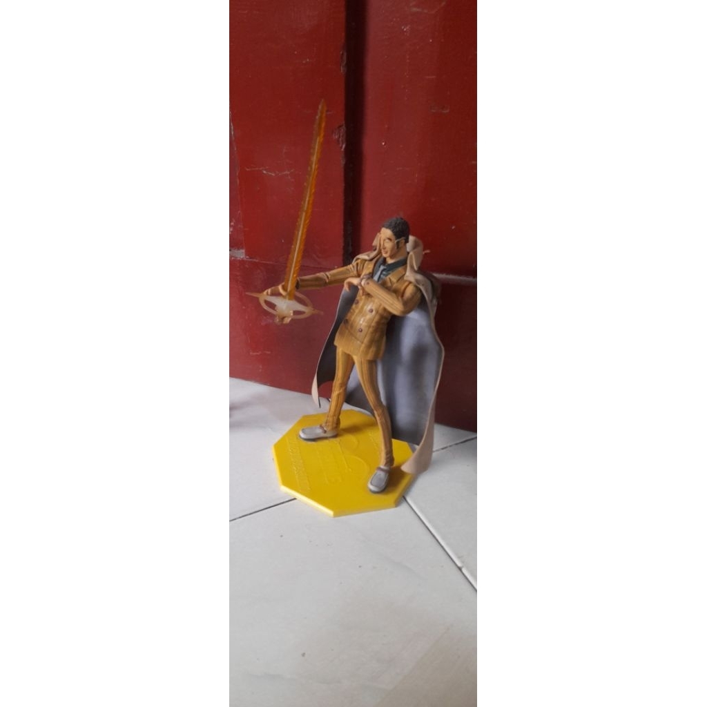Mainan action figure ONEPIECE P.O.PDX tema admiral