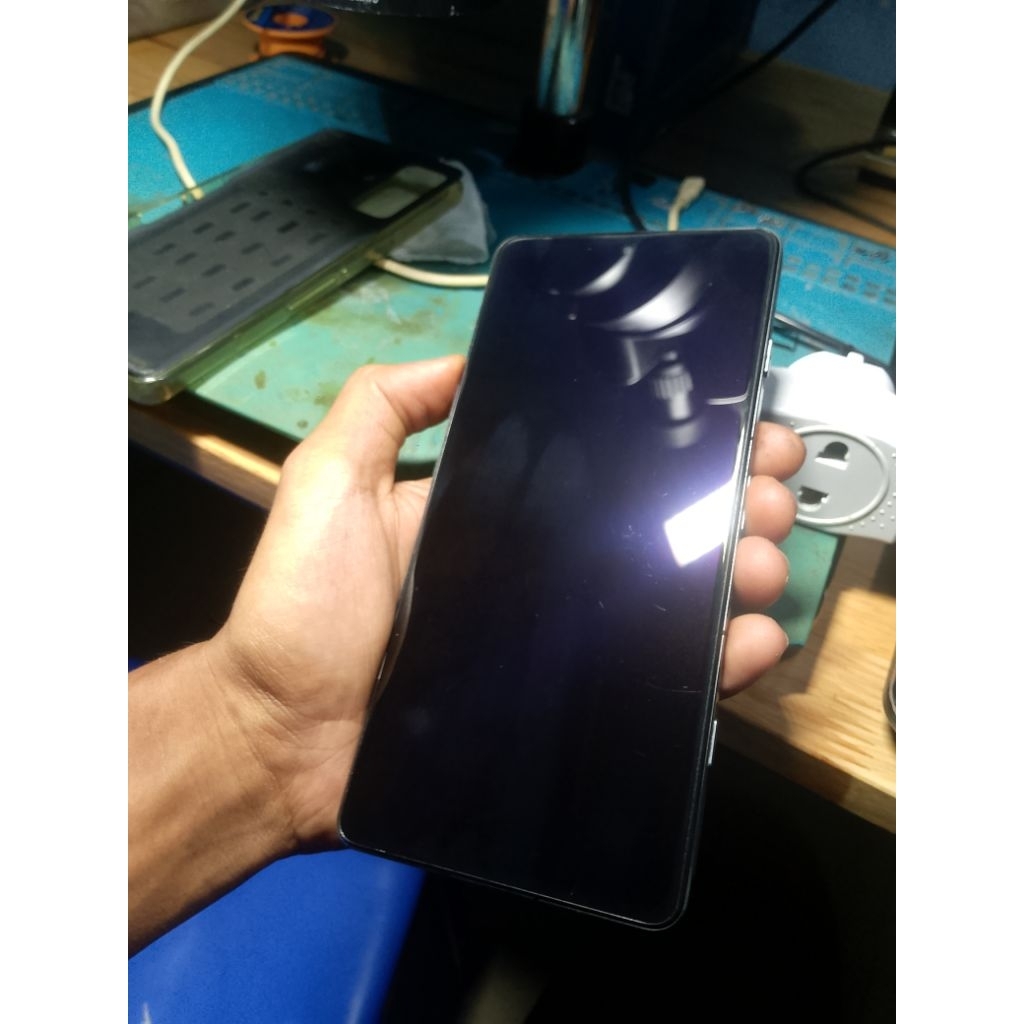 LCD Poco F4 GT Copotan