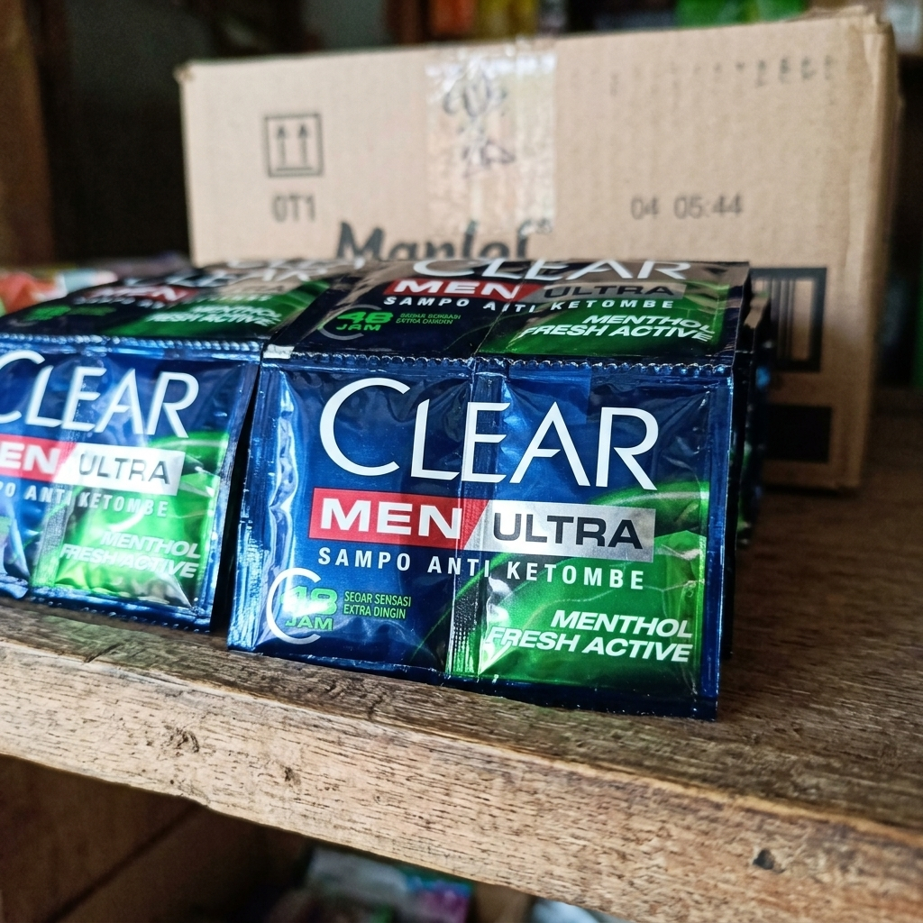 8 Renteng CLEAR Shampoo Sachet Anti Ketombe Original Menthol Segar Clear Men Ultra Isi 192 Sachet