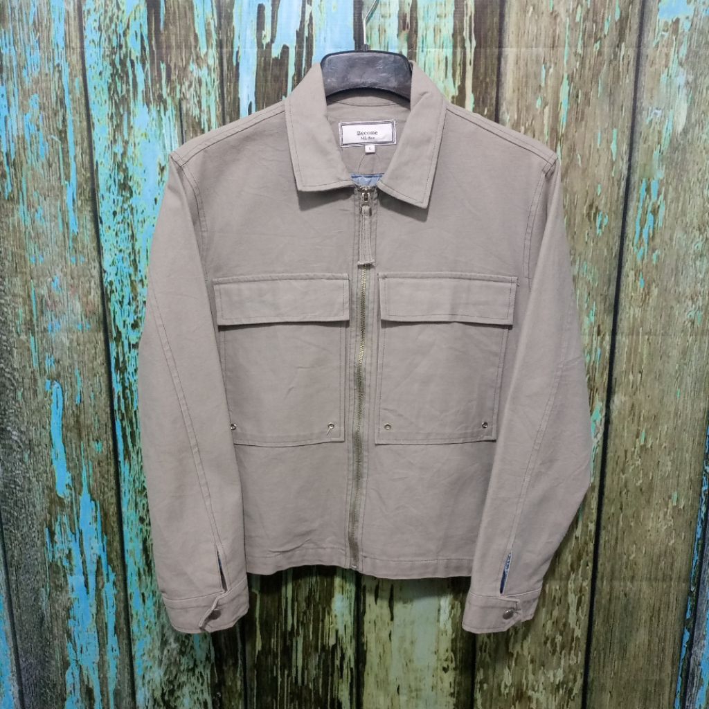 Jacket formal BECOME  bahan canvas bagus size  L (Panjang 63cm Lebar 58cm)