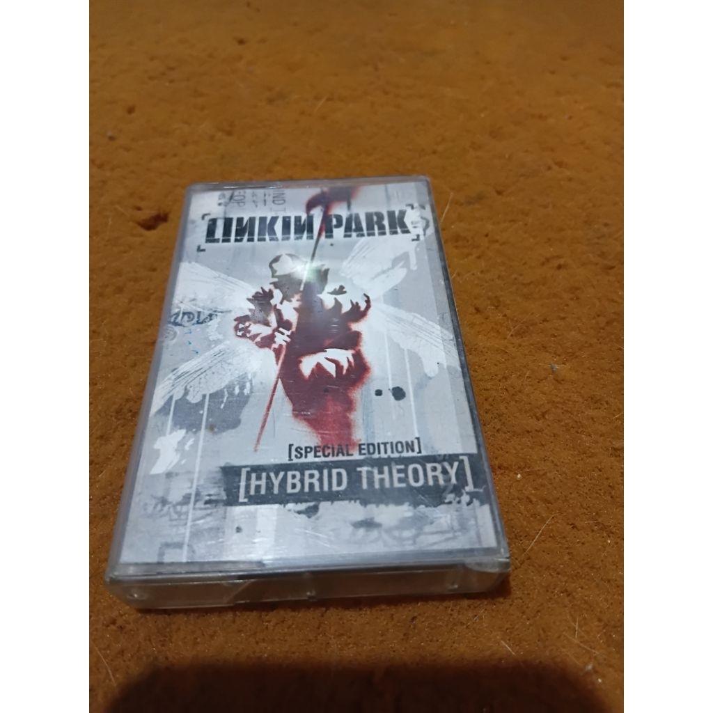 Kaset Linkin Park album Teory Hybrid