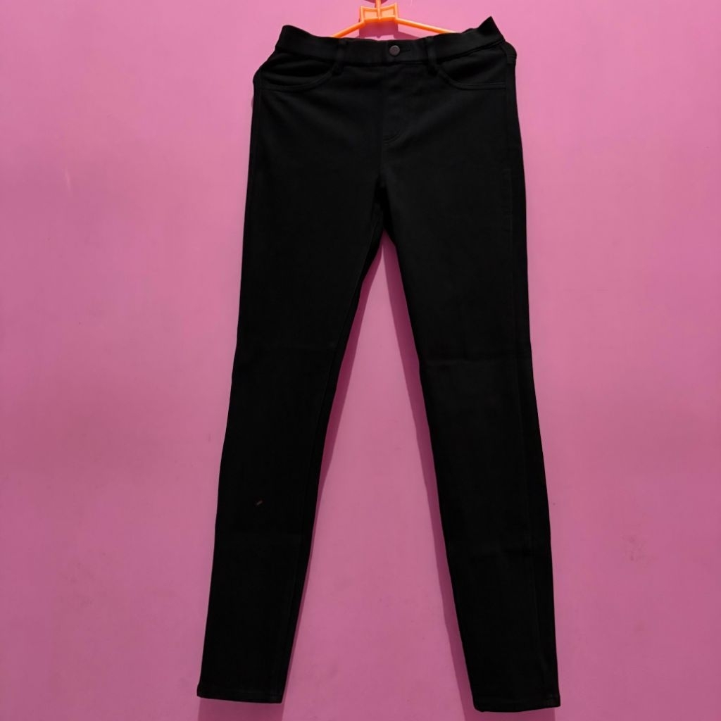 Preloved Uniqlo Jeans