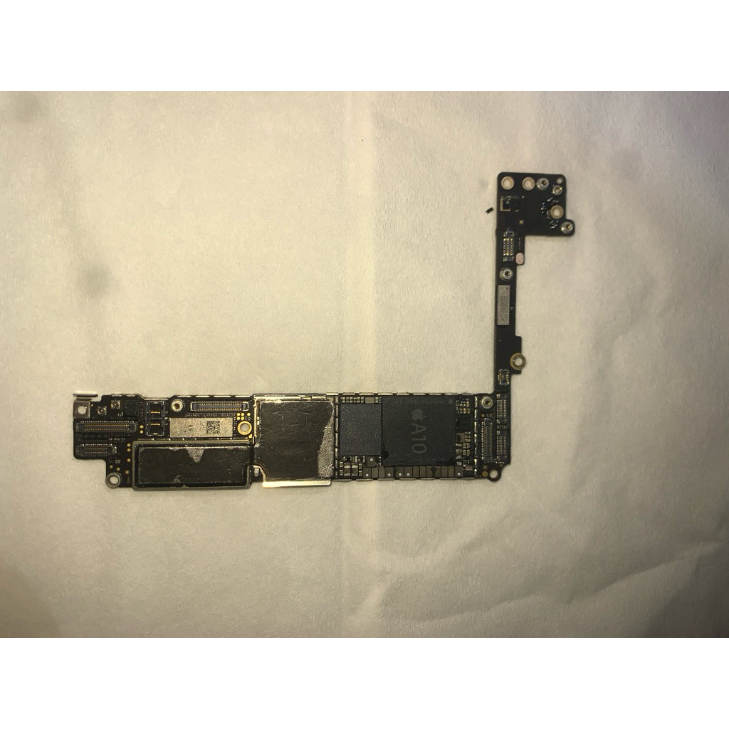 mesin iphone 7 plus 128 gb MATI TOTAL (baca deskripsi)