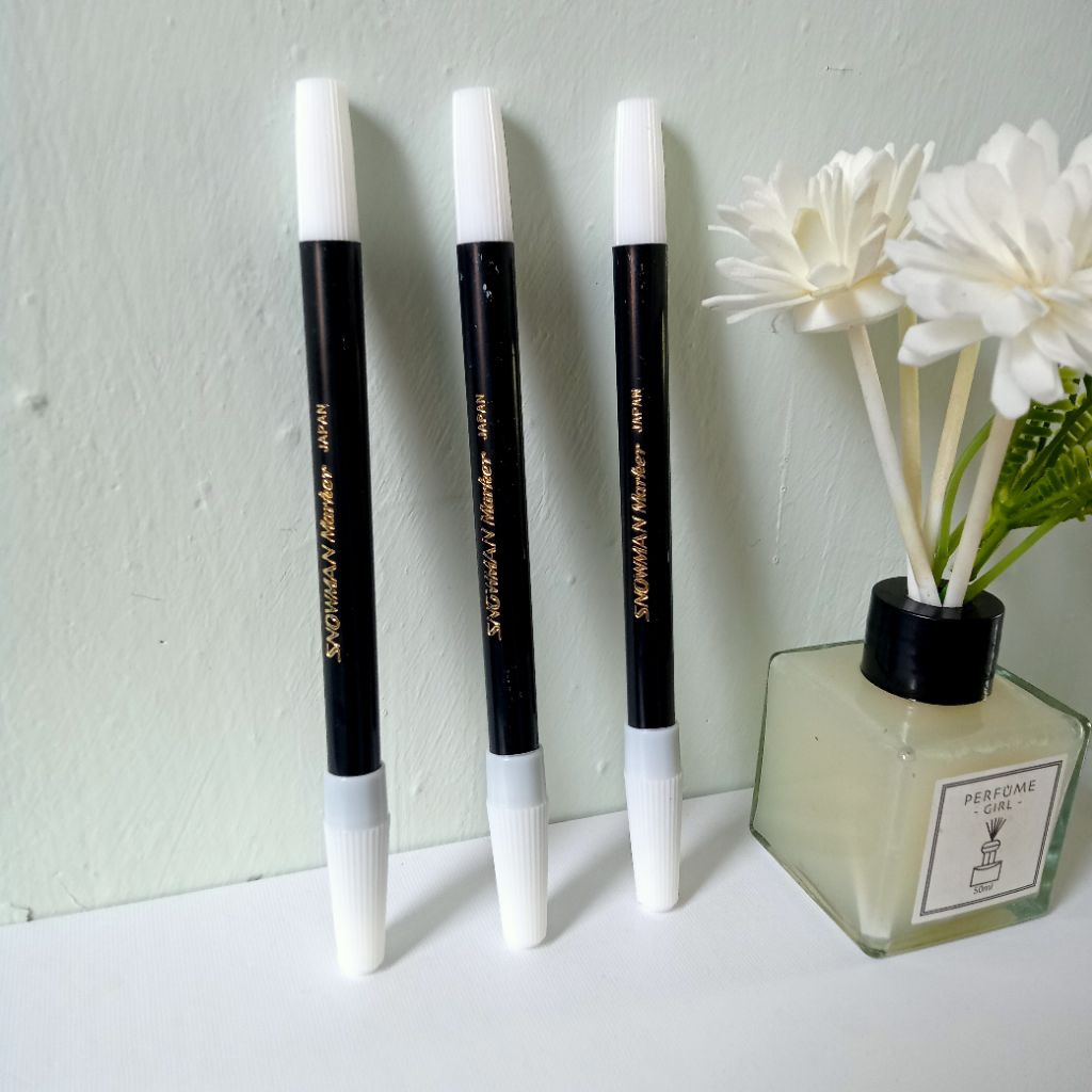 Spidol Snowman Hitam Kecil Permanent