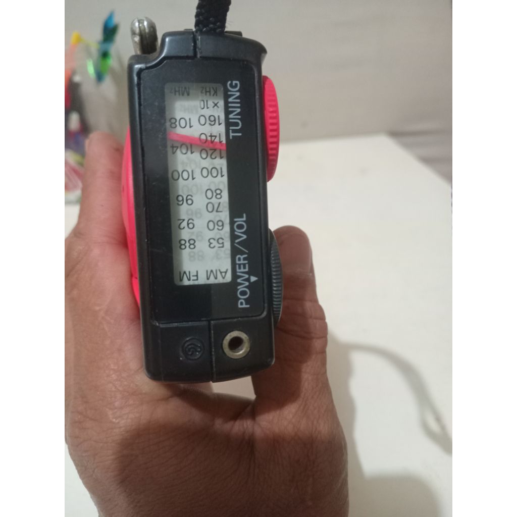 sanyo portable radio with generator