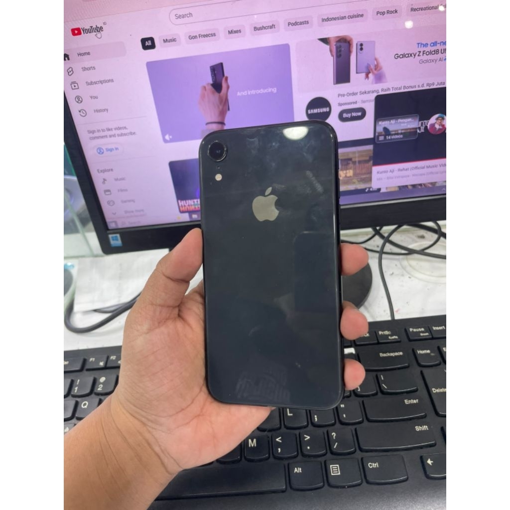 iPhone XR 64GB