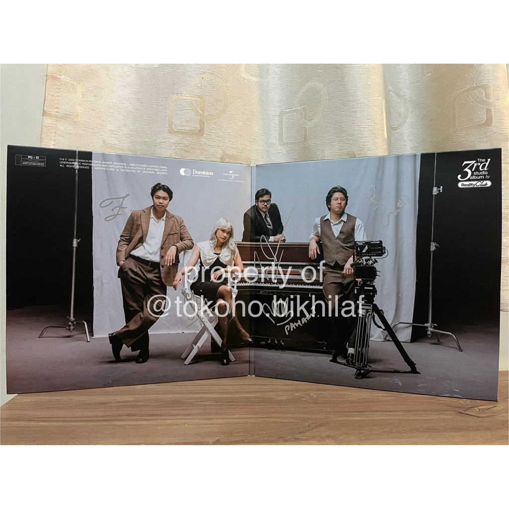VINYL/LP/PIRINGAN HITAM REALITY CLUB - REALITY CLUB PRESENTS