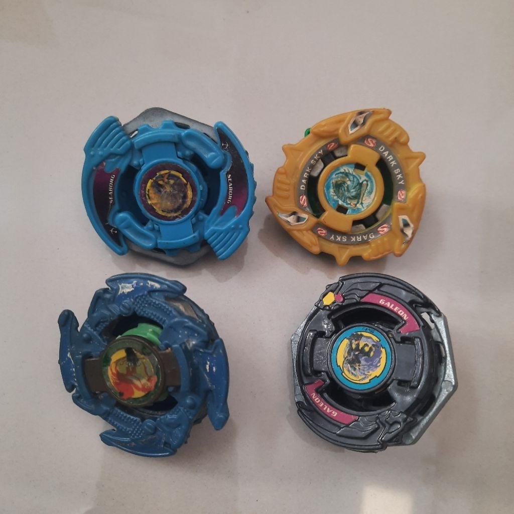 Galeon, Seaborg & 2 Unknown Bey - Sesuai Foto - 4 Pcs Beyblade Bakuten - NON ori / Kw - Kondisi Apa 