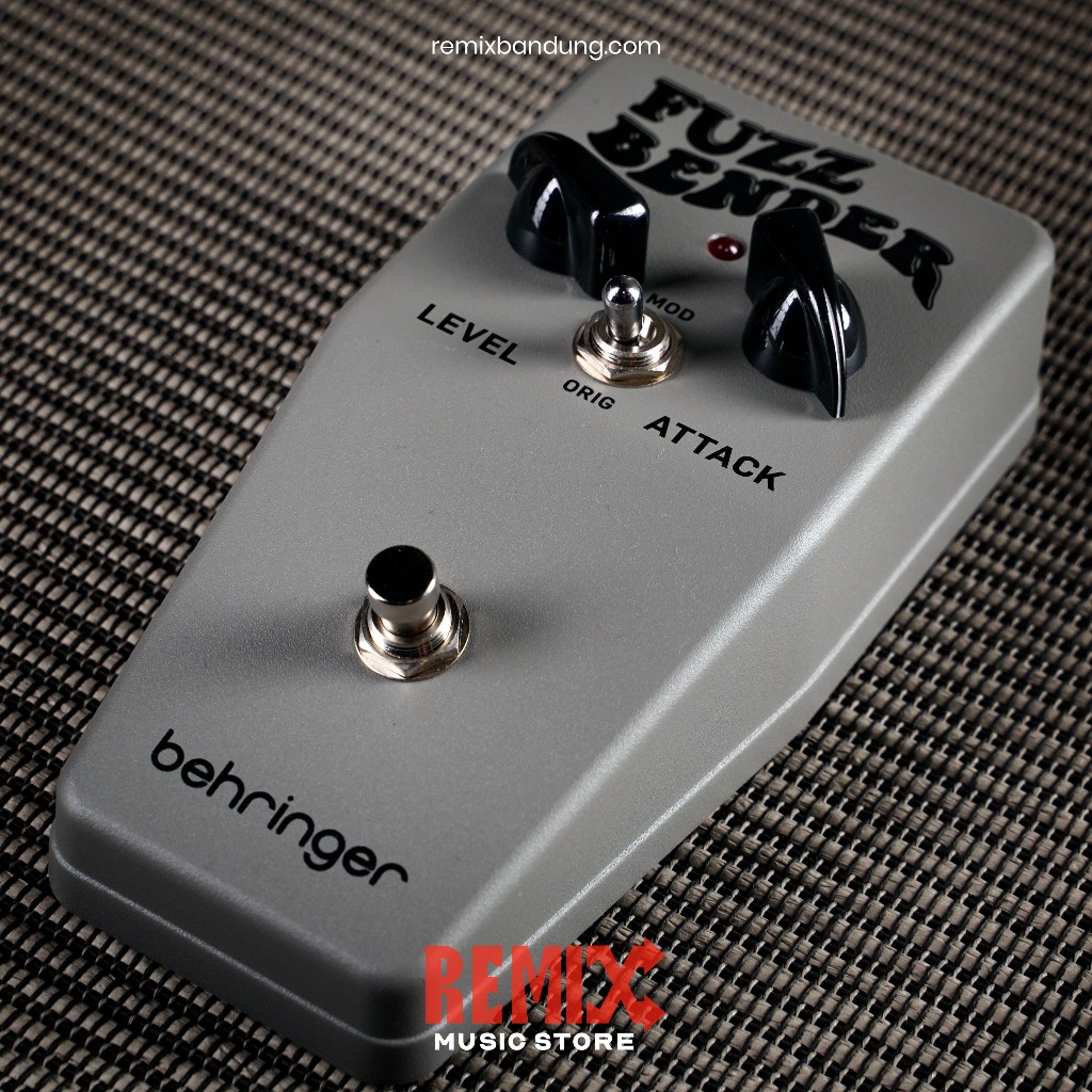 Behringer Fuzz Bender Vintage 60s Style Fuzz Pedal