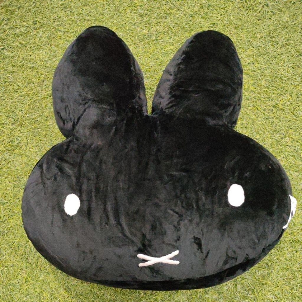 Bantal Boneka Kelinci Miffy Hitam Original T-Arts Mocchi-Mocchi Mercis BV - hadiah ulang tahun