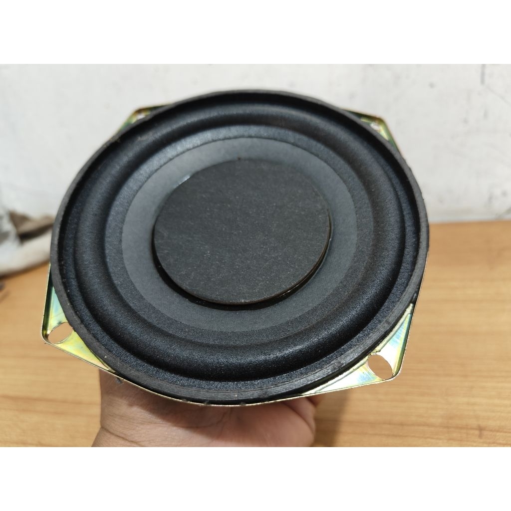 speaker subwoofer simbadda CST9600N