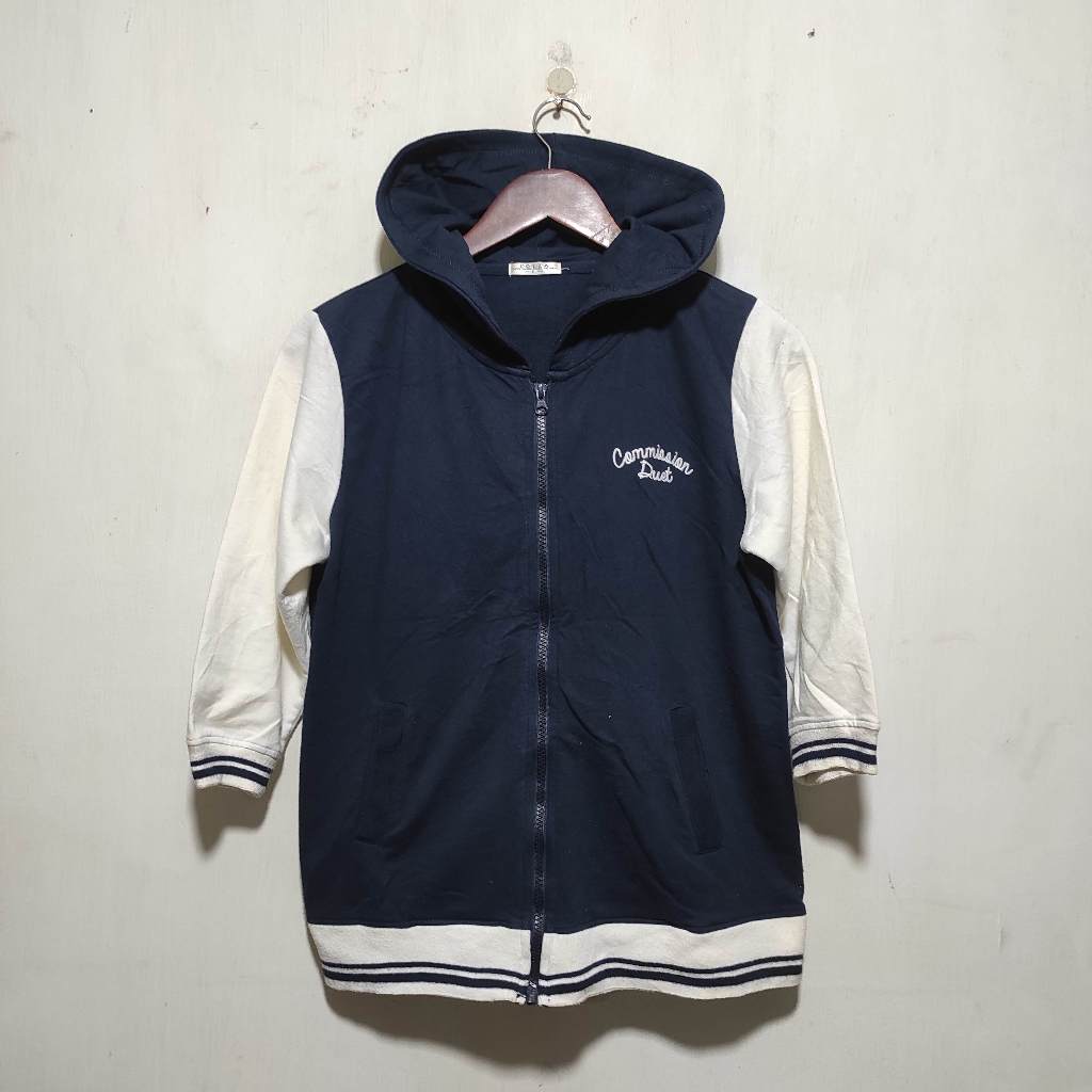 Hoodie Colza  Size :  L wanita