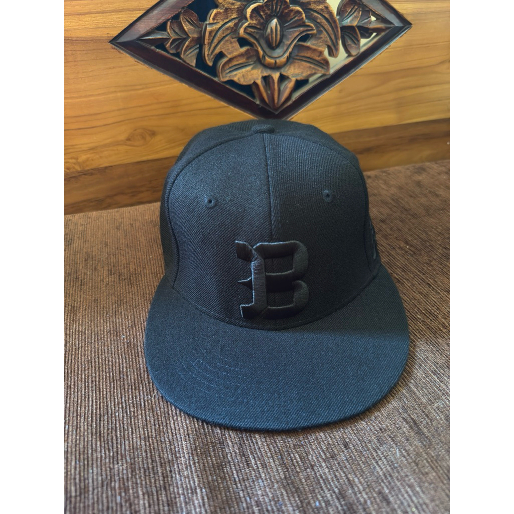 Topi Snapback Cap SMB Black on Black