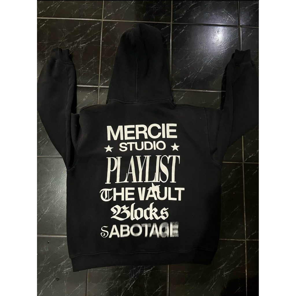 hoodie mercie studios