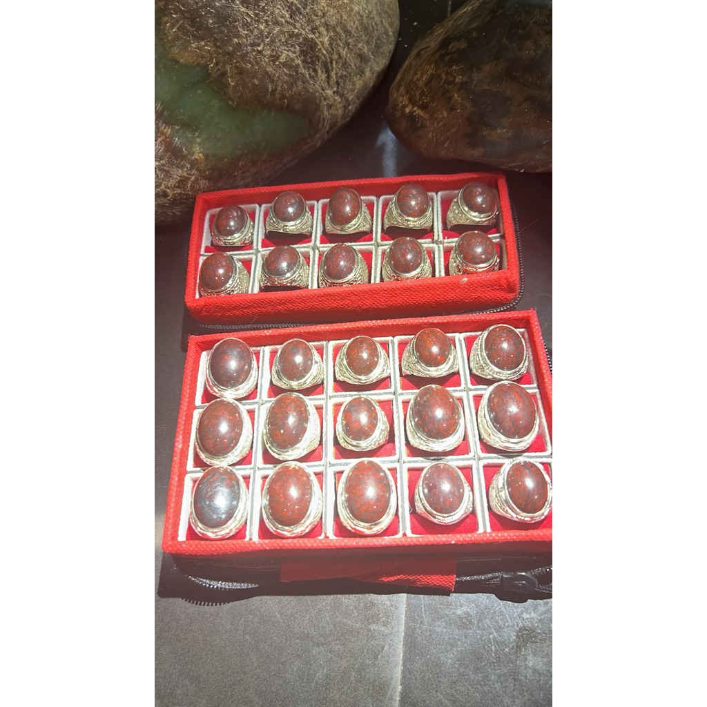 Batu cincin Badar Besi Merah Aceh