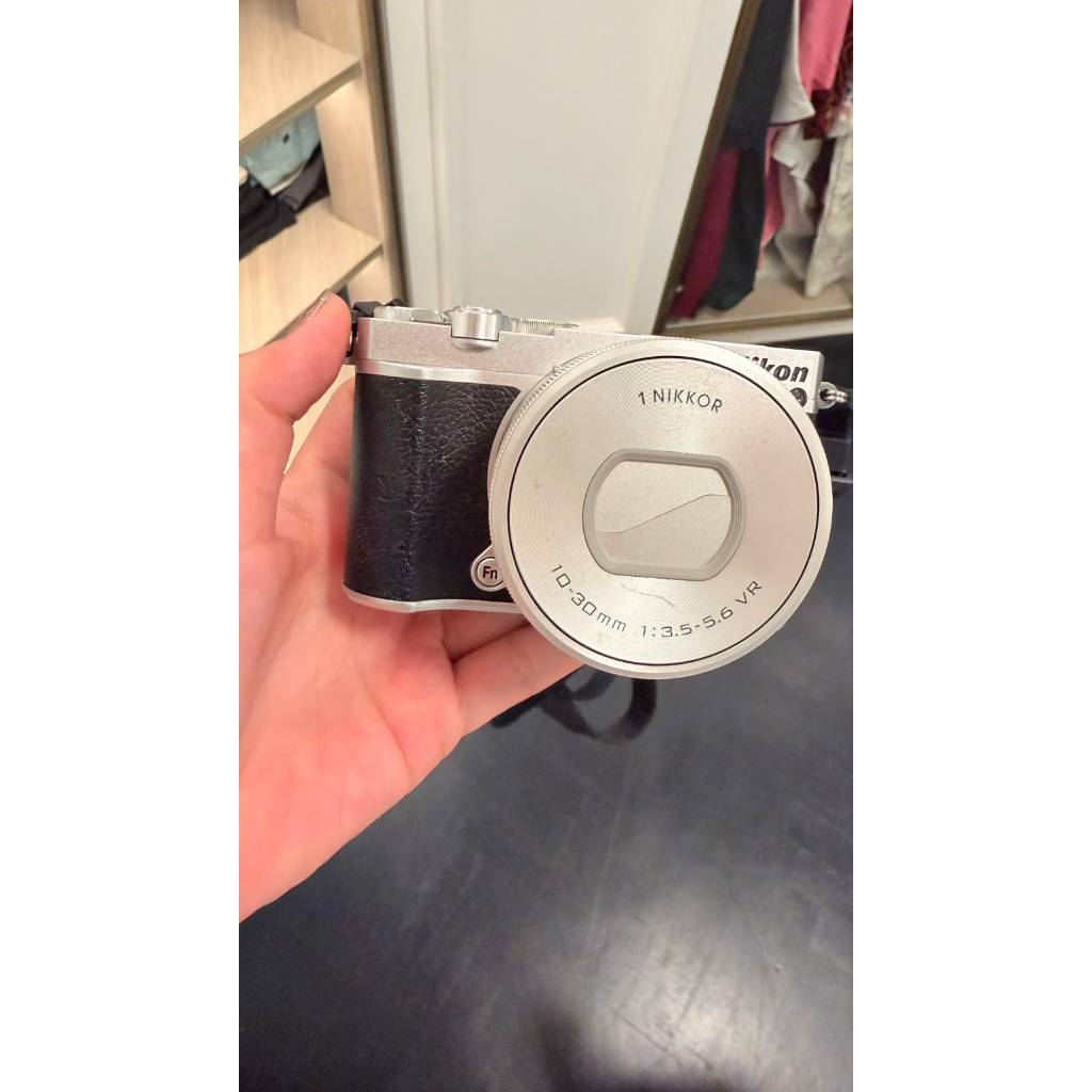 PRELOVED YAA KAMERA NIKON 1 J5 | KAMERA SECOND NIKON 1 J5 | KAMERA BEKAS NIKON