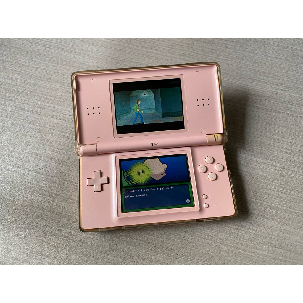 Nintendo DS Lite