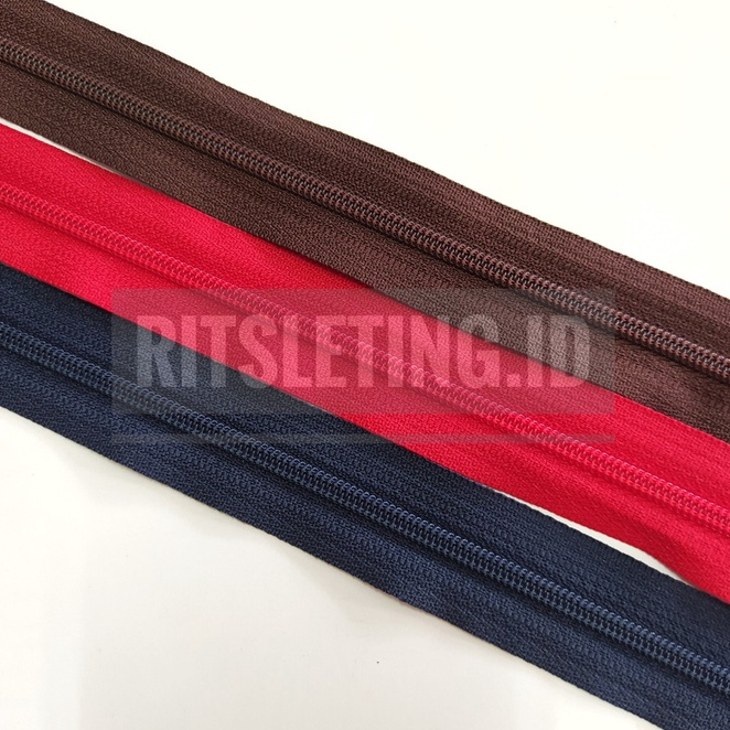 Daun Ritsleting Sleting Zipper YKK Meteran Plastik - Coil No. 3 - 03 CF CH