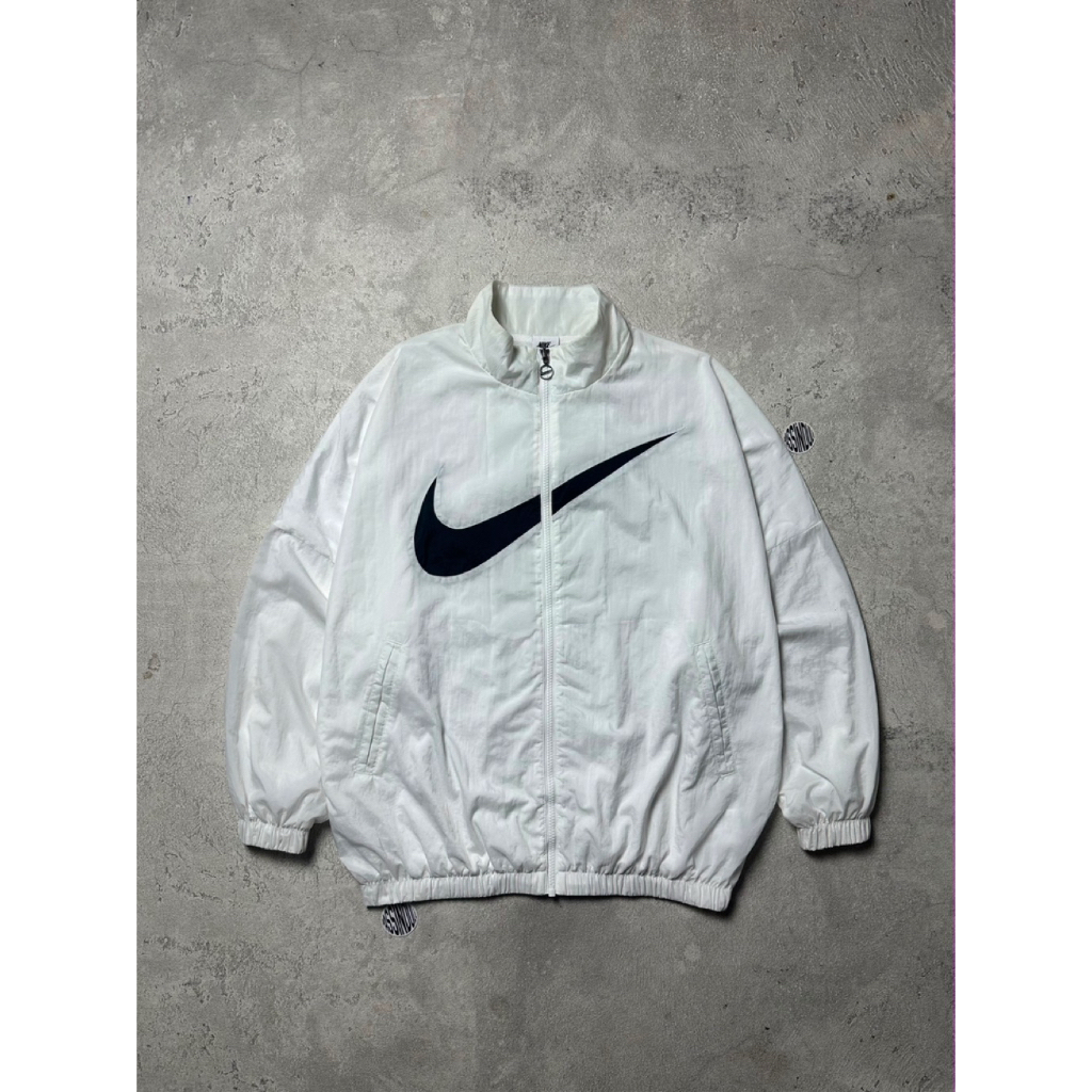 NIKE Big Swoosh Essential Windbreaker Jacket