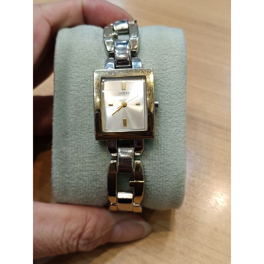 GUESS original second