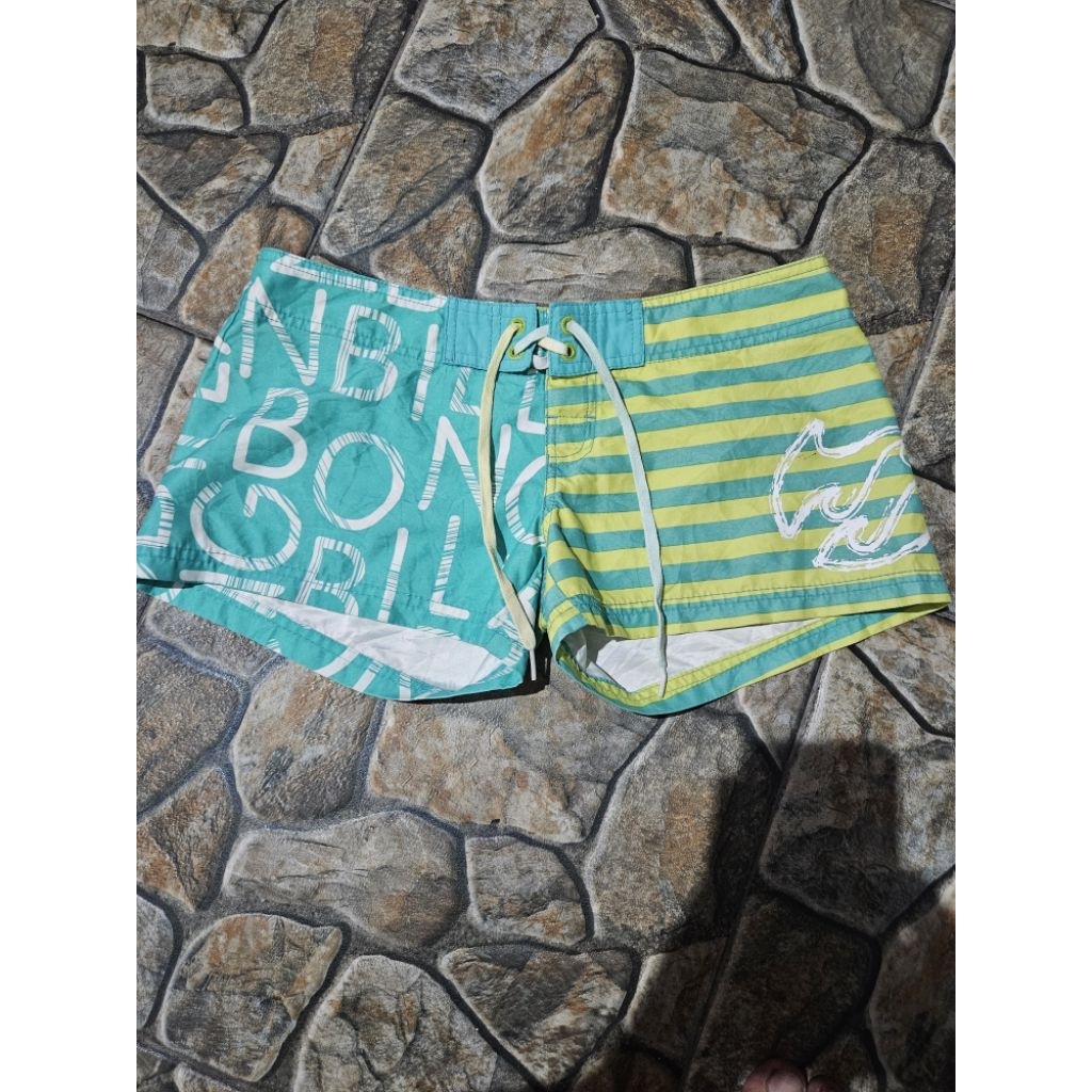 Celana Pendek Pantai Surfing "Billabong"