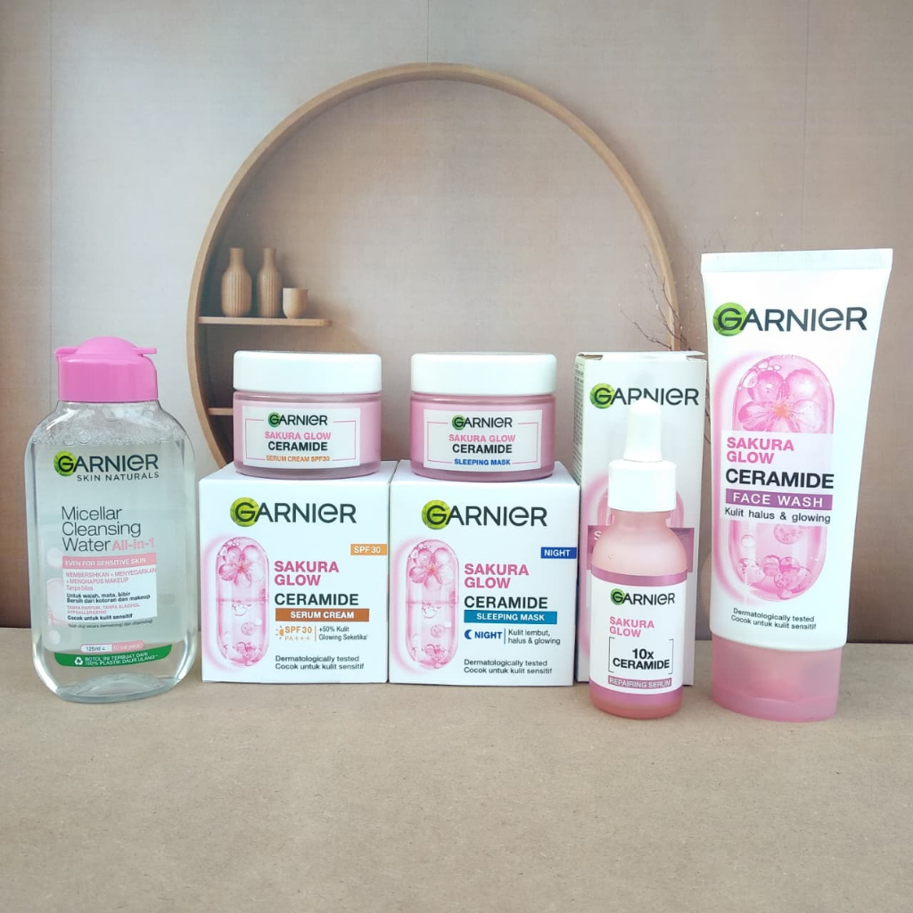 GARNIER Paket 5in1 Skincare Garnier Sakura Glow Skin Barrier Simple Set - Untuk Kulit Glowing Anti R