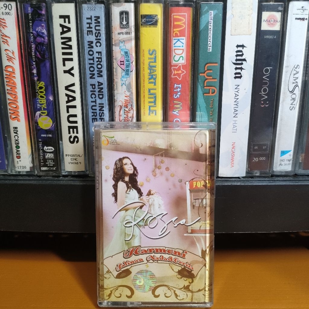 Kaset Pita Rossa Harmoni rare hanya cover mulus kaku