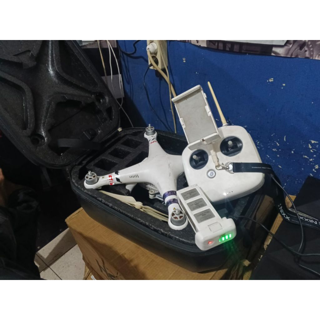Drone dji phantom 3 4k